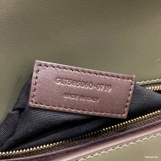 SATCHEL CARRE SMOOTH IN LEATHER LOULOU YSL 0704
